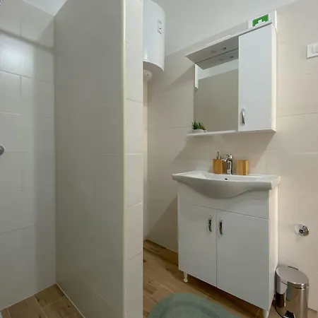 Appartement Faszinierendes Studio-apartment Nur 200 Meter Zum Strand Mit Privatparkplatz - Hundefreundlich *