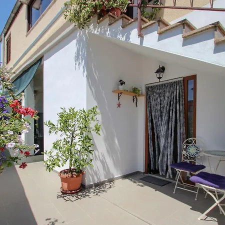Faszinierendes Studio-apartment Nur 200 Meter Zum Strand Mit Privatparkplatz - Hundefreundlich Appartement