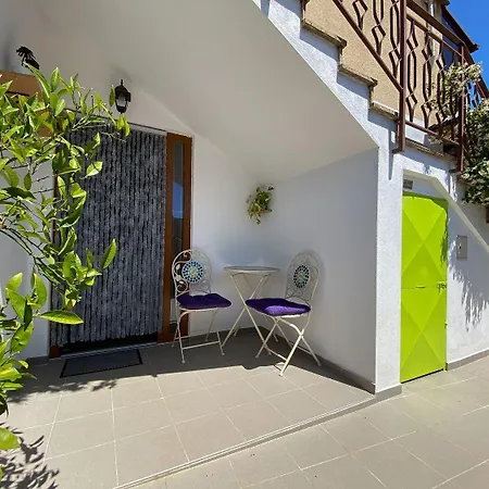 Appartement Faszinierendes Studio-apartment Nur 200 Meter Zum Strand Mit Privatparkplatz - Hundefreundlich